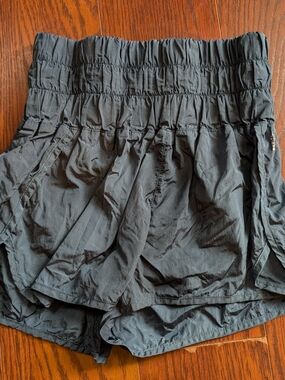 Free People FP Movement High-Waist Smocked Shorts Sz S Spring Workout Active Lin